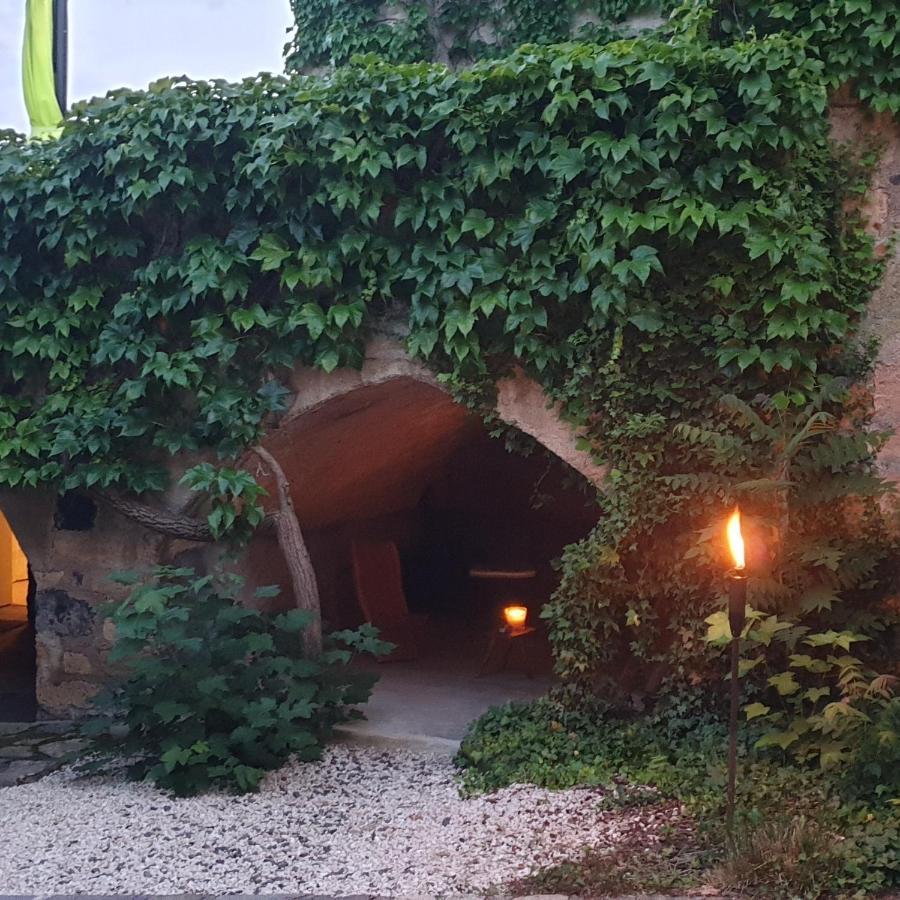 La Tour Noble Bed & Breakfast Saint-Saturnin  Eksteriør bilde
