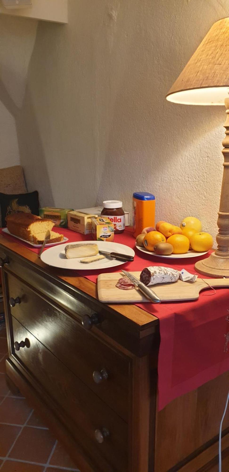 La Tour Noble Bed & Breakfast Saint-Saturnin  Eksteriør bilde
